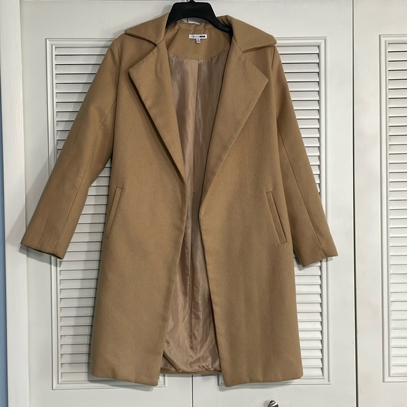 FASHION NOVA COAT - Picture 1 of 6